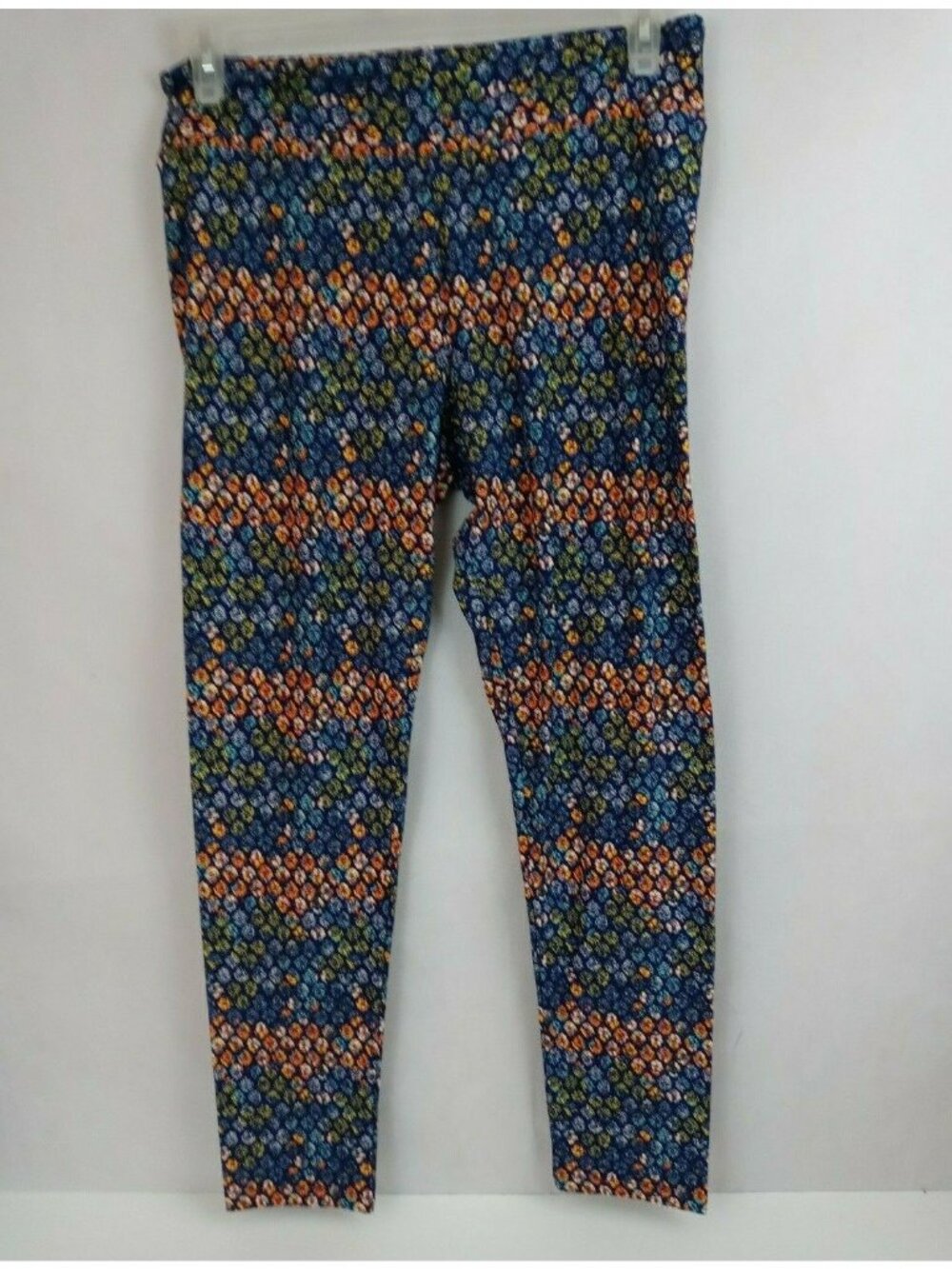 New LuLaRoe Tall & Curvy Leggings Blue With Colorful Small Arrowhead Designs